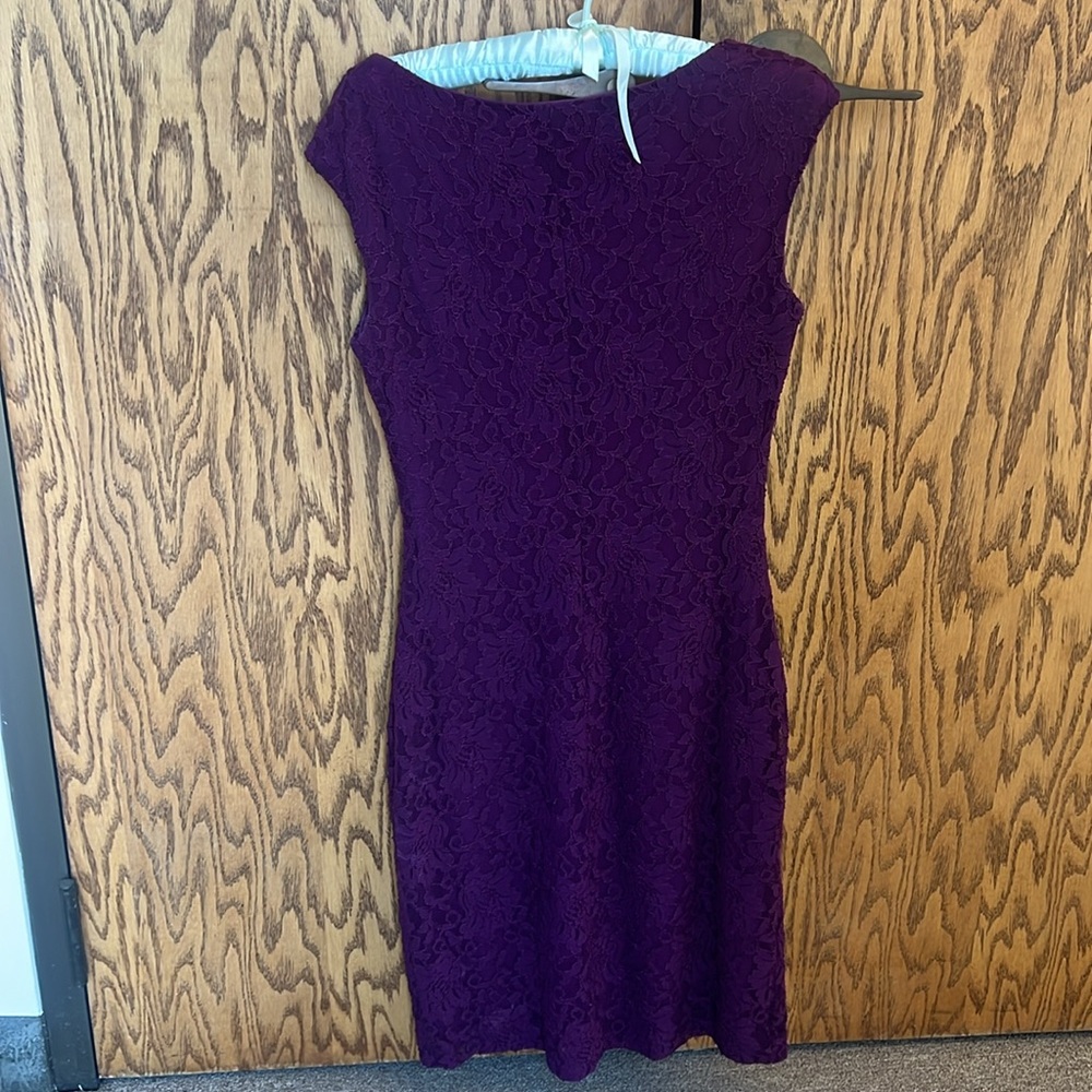 LAUREN RALPH LAUREN DRESS PURPLE LACE SIZE 10 - Picture 3 of 4